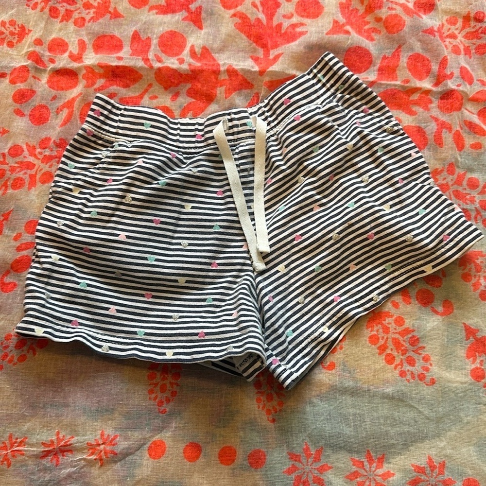 Carter’s kids Heart Shorts